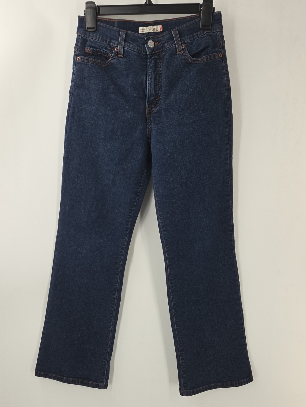 Levi's Dark Blue Women's Straight Leg Jeans Size 8M